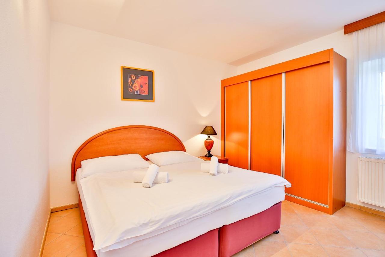 Hotel Barborka Přední Výtoň Екстериор снимка